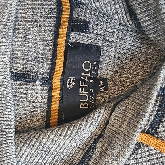 EUC Hooded Pullover M - Picture 3 of 4